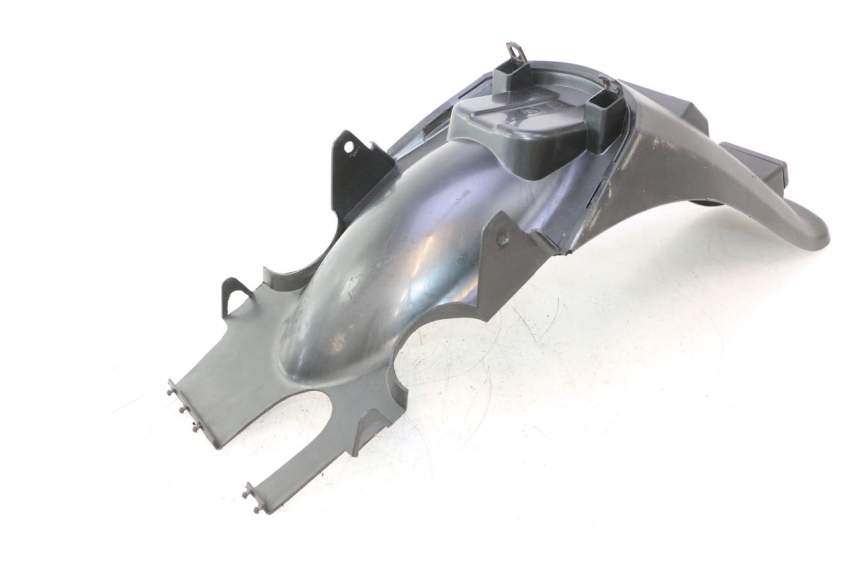 photo de SPRITZSCHUTZ CF MOTO E-CHARM 125 (2005 - 2008) - Details der Befestigungspunkte