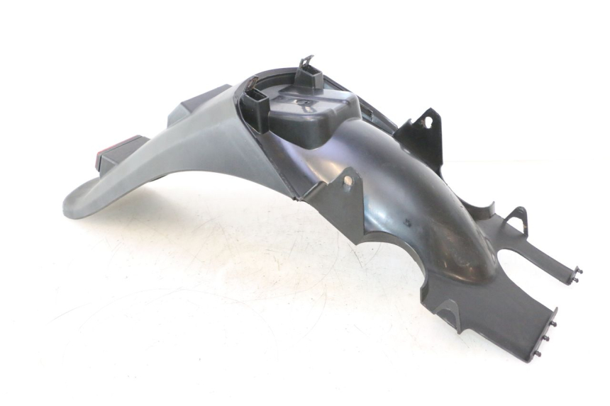 photo de SPRITZSCHUTZ CF MOTO E-CHARM 125 (2005 - 2008) - Oberflächenzustand und Material