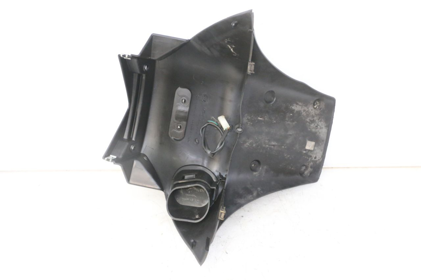 photo de SPRITZSCHUTZ PEUGEOT ELYSTAR 125 (2002 - 2007) - Zoom auf Gebrauchszustand