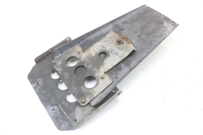 photo de HINTERER KOTFLüGEL YAMAHA FJR ABS 1300 (2006 - 2012) - Details der Befestigungspunkte