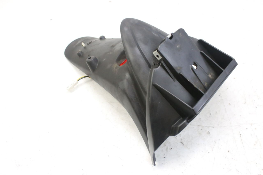 photo de HINTERER KOTFLüGEL PIAGGIO FLY 4T 50 (2013 - 2017) - Details der Befestigungspunkte