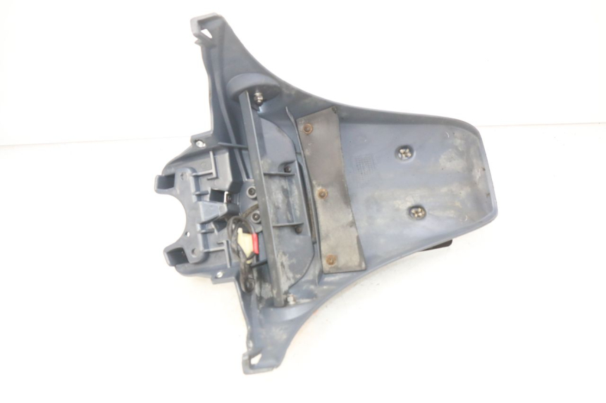 photo de HINTERER KOTFLüGEL PIAGGIO FLY 100 (2006 - 2010) - Detailansicht des Bauteils