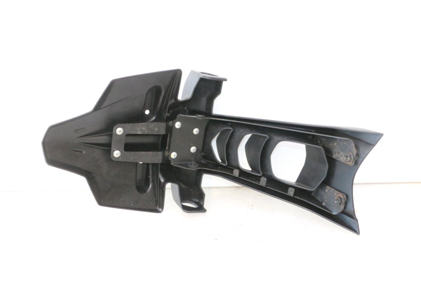 photo de SPRITZSCHUTZ YAMAHA FZ8 800 (2010 - 2016) - Details der Befestigungspunkte
