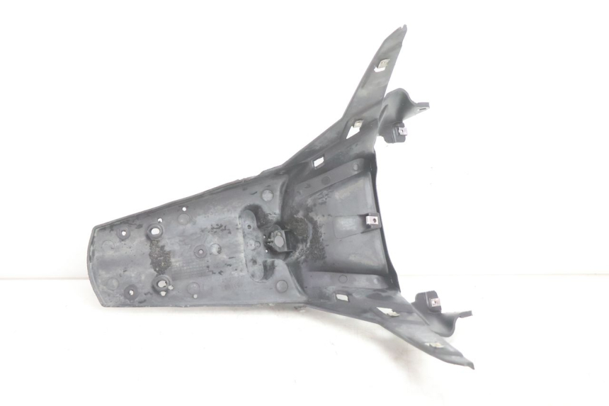 photo de SPRITZSCHUTZ GILERA GP 800 (2007 - 2013) - Detaillierte Sichtprüfung