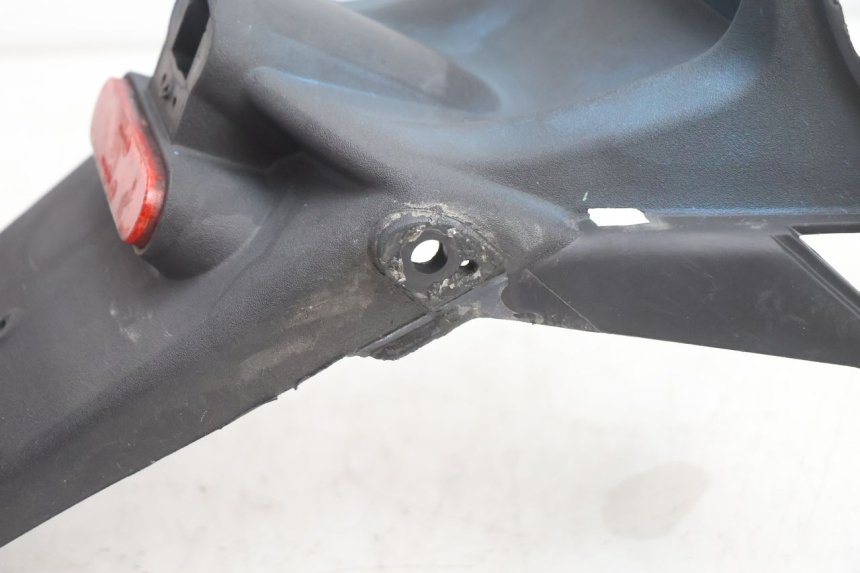 photo de SPRITZSCHUTZ GILERA GP 800 (2007 - 2013) - Details der Befestigungspunkte
