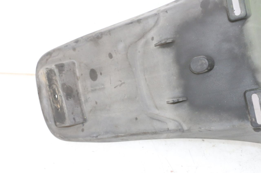 photo de SPRITZSCHUTZ KYMCO GRAND DINK 125 (2008 - 2014) - Details der Befestigungspunkte