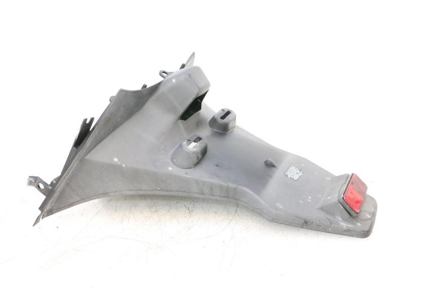 photo de SPRITZSCHUTZ SYM GTS EVO 125 (2009 - 2013) - Alternative Perspektive