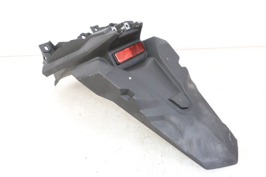 photo de SPRITZSCHUTZ HONDA FORZA 125 (2021 - 2025) - Technische Nahaufnahme