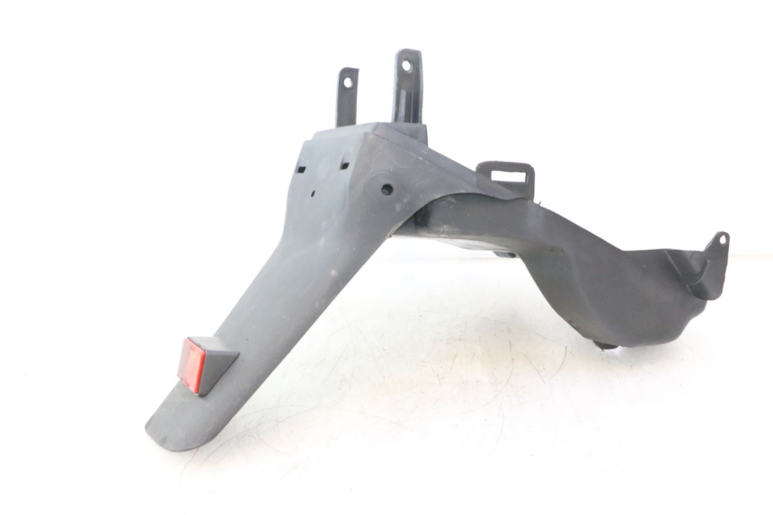 photo de SPRITZSCHUTZ KEEWAY HURRICANE 50 (2006 - 2019) - Oberflächenzustand und Material