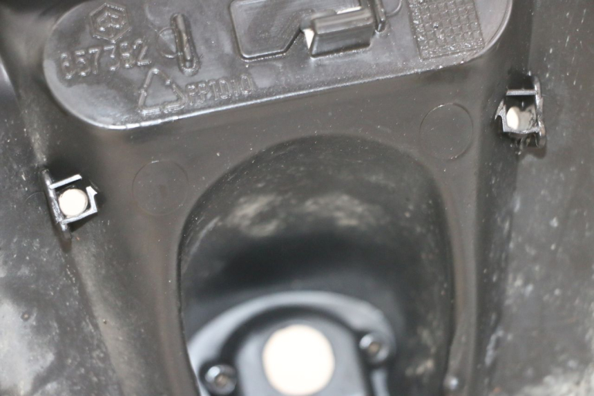 photo de SPRITZSCHUTZ PIAGGIO IE MP3 YOURBAN 300 (2011 - 2016) - Zoom auf Gebrauchszustand