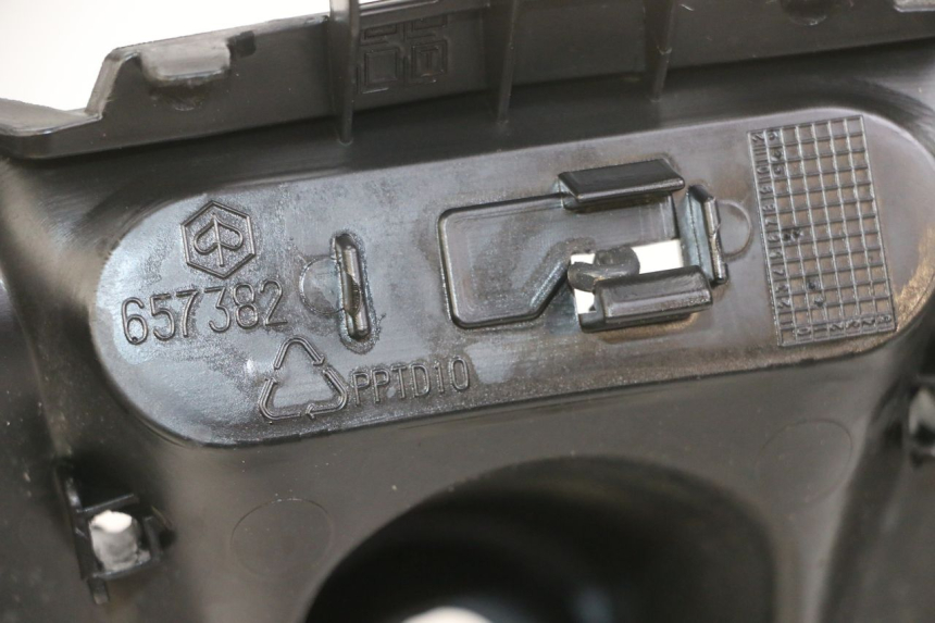 photo de SPRITZSCHUTZ PIAGGIO IE MP3 YOURBAN 300 (2011 - 2016) - Alternative Perspektive