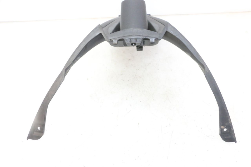 photo de SPRITZSCHUTZ PIAGGIO IE MP3 YOURBAN 300 (2011 - 2016) - Details der Befestigungspunkte