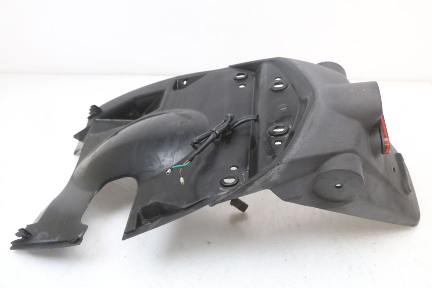 photo de SPRITZSCHUTZ PEUGEOT KISBEE 4T 50 (2018 - 2022) - Zoom auf Gebrauchszustand