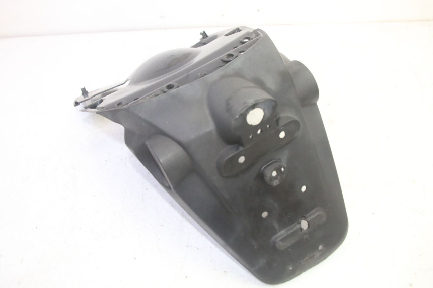 photo de SPRITZSCHUTZ PEUGEOT KISBEE 4T 50 (2018 - 2022) - Technische Nahaufnahme