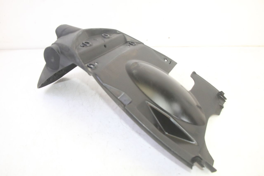 photo de SPRITZSCHUTZ PEUGEOT KISBEE 4T 50 (2018 - 2022) - Oberflächenzustand und Material