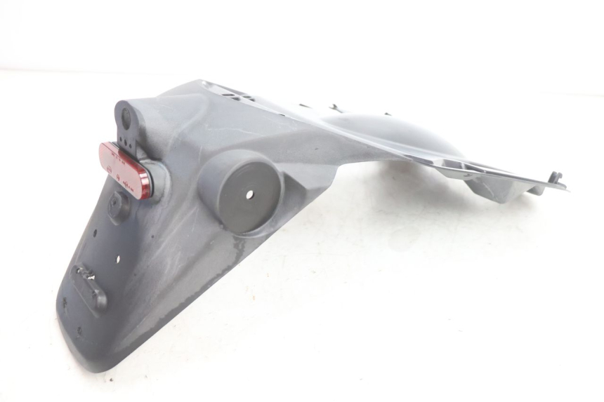 photo de SPRITZSCHUTZ PEUGEOT KISBEE 4T 50 (2018 - 2022) - Oberflächenzustand und Material
