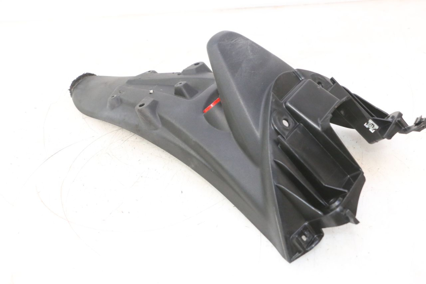 photo de HINTERER KOTFLüGEL PIAGGIO LIBERTY IGET 4T 50 (2015 - 2020) - Oberflächenzustand und Material