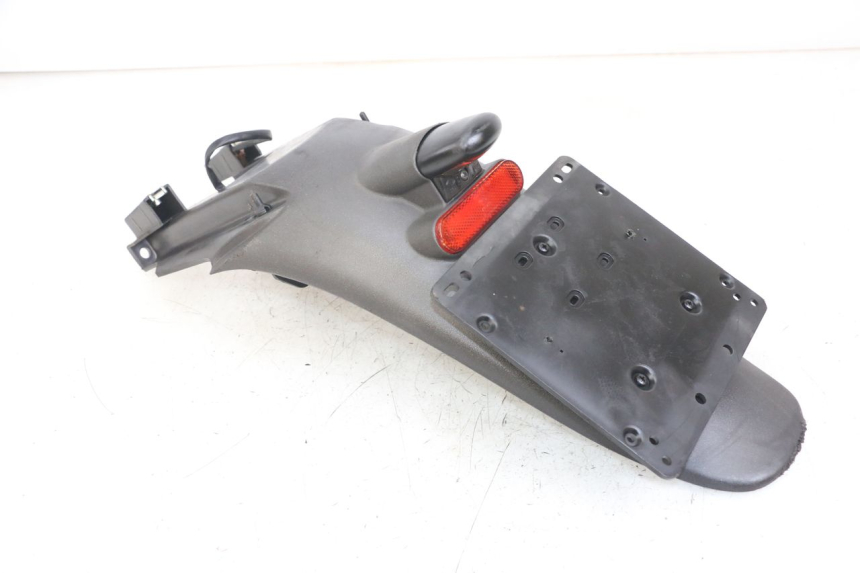 photo de HINTERER KOTFLüGEL PIAGGIO LIBERTY 125 (2009 - 2013) - Alternative Perspektive