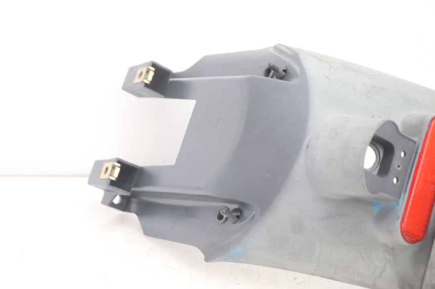 photo de SPRITZSCHUTZ PIAGGIO LIBERTY 125 (1998 - 2008) - Detailansicht des Bauteils