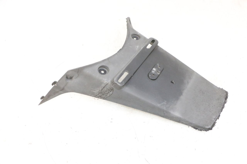 photo de HINTERER KOTFLüGEL KYMCO LIKE 125 (2009 - 2016) - Details der Befestigungspunkte