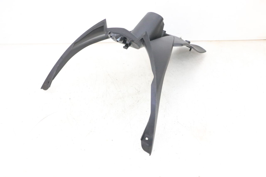 photo de SPRITZSCHUTZ PIAGGIO MP3 HPE 300 (2019 - 2026) - Oberflächenzustand und Material