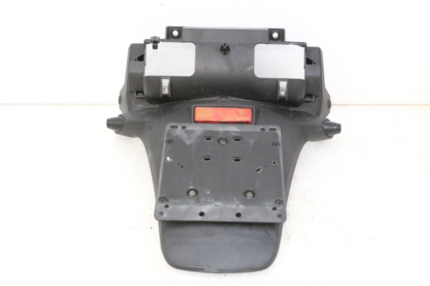 photo de SPRITZSCHUTZ PIAGGIO MP3 500 (2014 - 2017) - Detailansicht des Bauteils