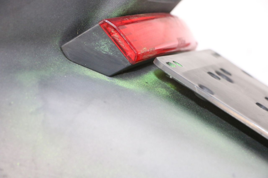 photo de SPRITZSCHUTZ PIAGGIO MP3 RL 250 (2006 - 2010) - Alternative Perspektive