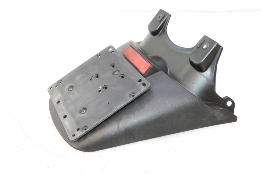 photo de HINTERER KOTFLüGEL PIAGGIO MP3 500 (2011 - 2015) - Details der Befestigungspunkte