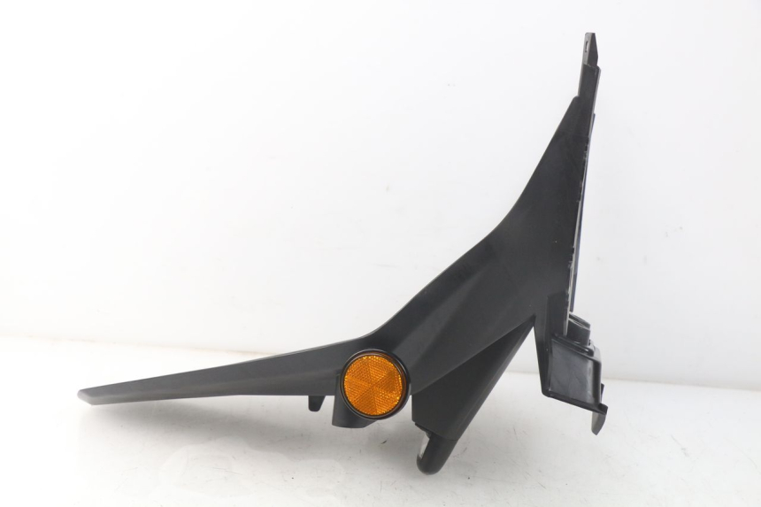 photo de SPRITZSCHUTZ MBK MW TRYPTIK 125 (2017 - 2022) - Details der Befestigungspunkte