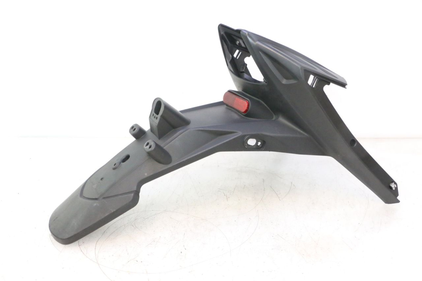 photo de SPRITZSCHUTZ PIAGGIO NEW TYPHOON 50 (2018 - 2021) - Oberflächenzustand und Material