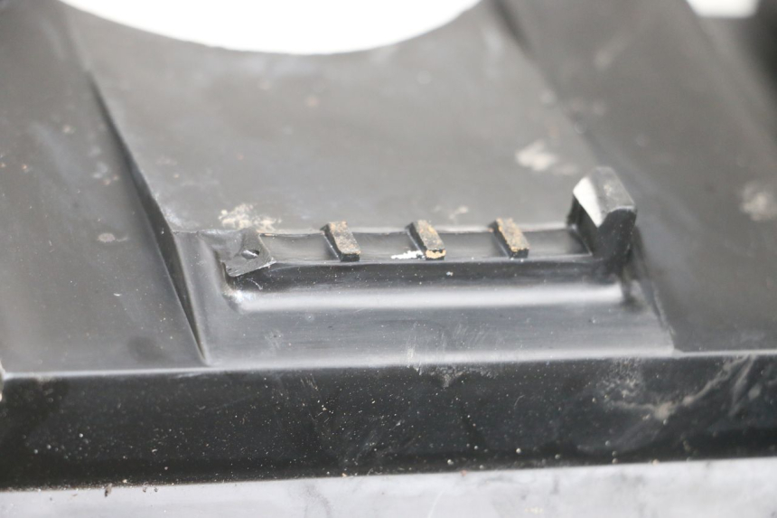 photo de HINTERER KOTFLüGEL HONDA NHX LEAD 110 (2008 - 2010) - Zoom auf Gebrauchszustand