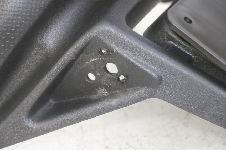 photo de SPRITZSCHUTZ PIAGGIO NRG POWER PUREJET 50 (2018 - 2021) - Oberflächenzustand und Material