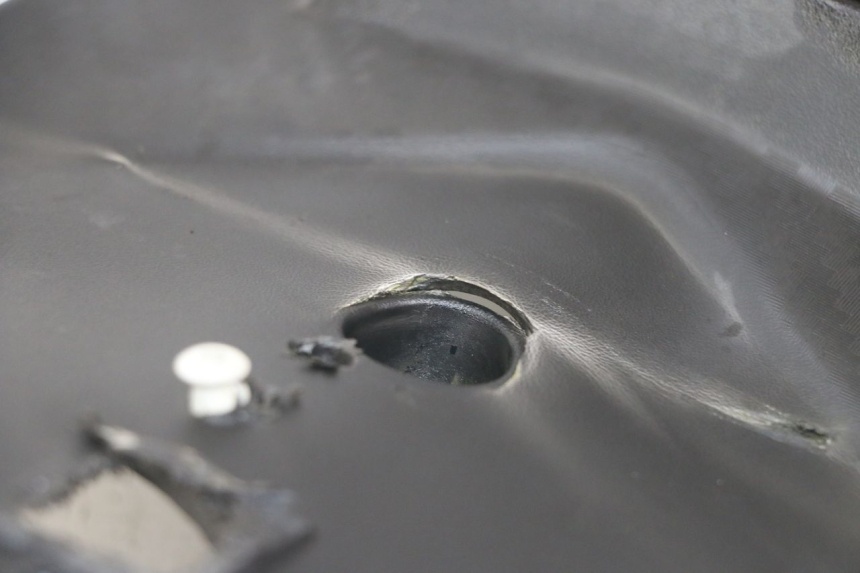 photo de HINTERER KOTFLüGEL SYM ORBIT III 3 4T 50 (2018 - 2021) - Details der Befestigungspunkte