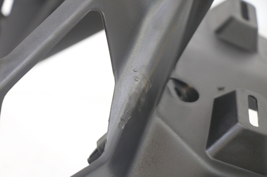 photo de SPRITZSCHUTZ SYM ORBIT III 3 4T 50 (2021 - 2025) - Oberflächenzustand und Material