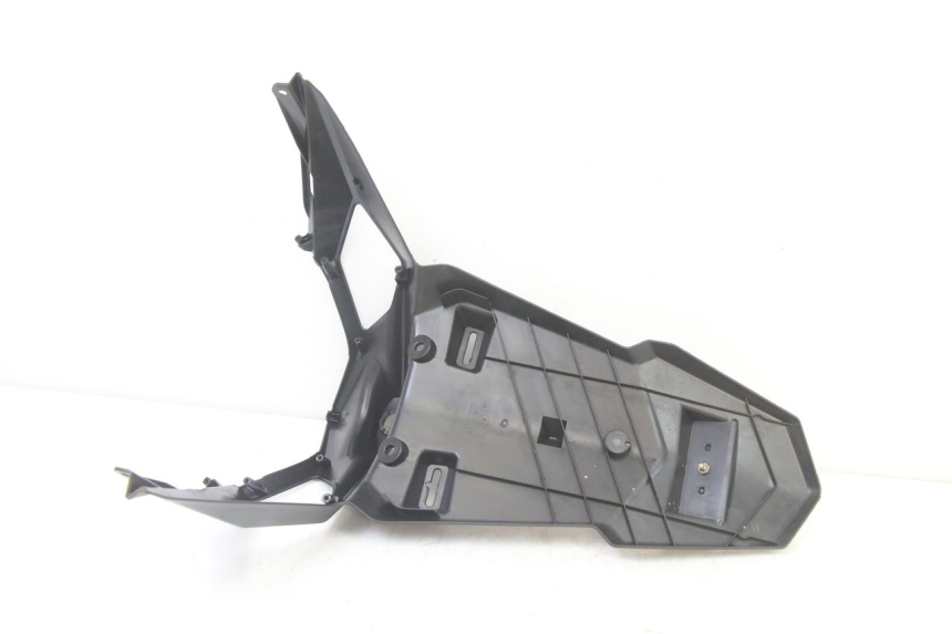 photo de SPRITZSCHUTZ SYM ORBIT III 3 4T 50 (2021 - 2025) - Details der Befestigungspunkte