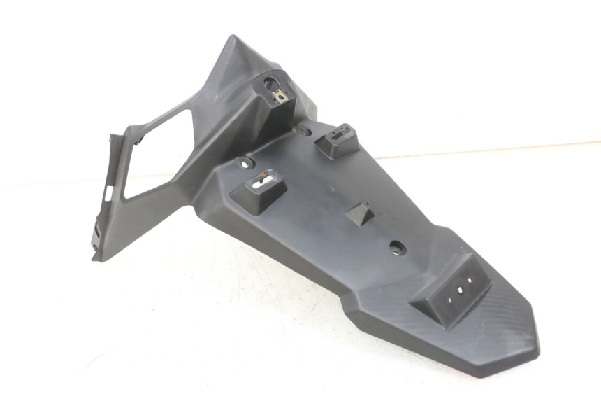 photo de HINTERER KOTFLüGEL SYM ORBIT III 3 4T 50 (2018 - 2021) - Oberflächenzustand und Material