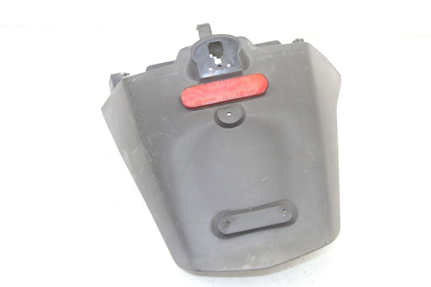 photo de SPRITZSCHUTZ PEUGEOT SATELIS 125 (2013 - 2018) - Technische Nahaufnahme