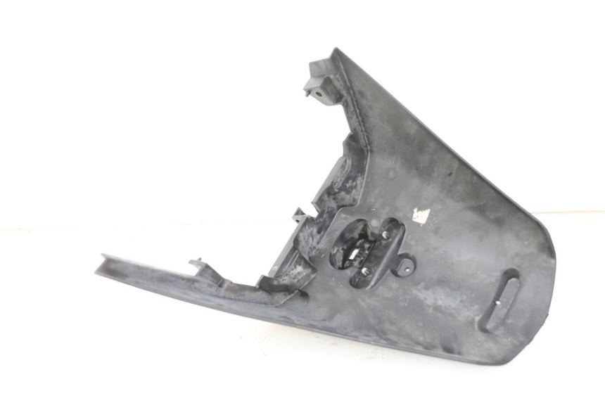 photo de SPRITZSCHUTZ PEUGEOT SATELIS 125 (2013 - 2018) - Detailansicht des Bauteils