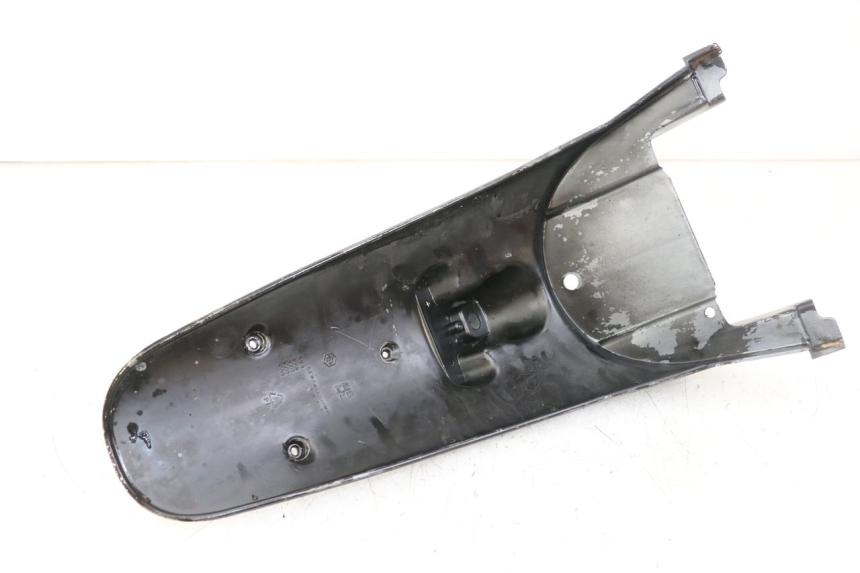 photo de SPRITZSCHUTZ PIAGGIO BEVERLY 125 (1998 - 2005) - Detailansicht des Bauteils