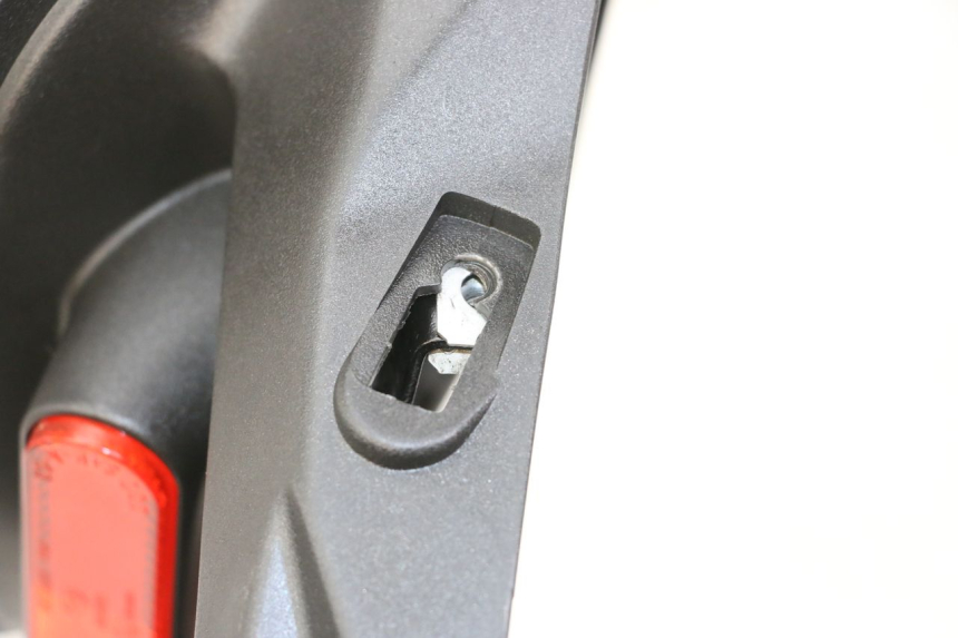 photo de SPRITZSCHUTZ PIAGGIO NEW TYPHOON 50 (2010 - 2017) - Zoom auf Gebrauchszustand