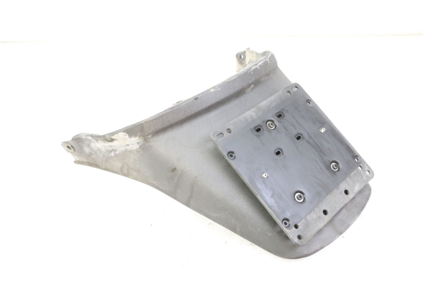 photo de HINTERER KOTFLüGEL PIAGGIO X8 125 (2004 - 2007) - Alternative Perspektive