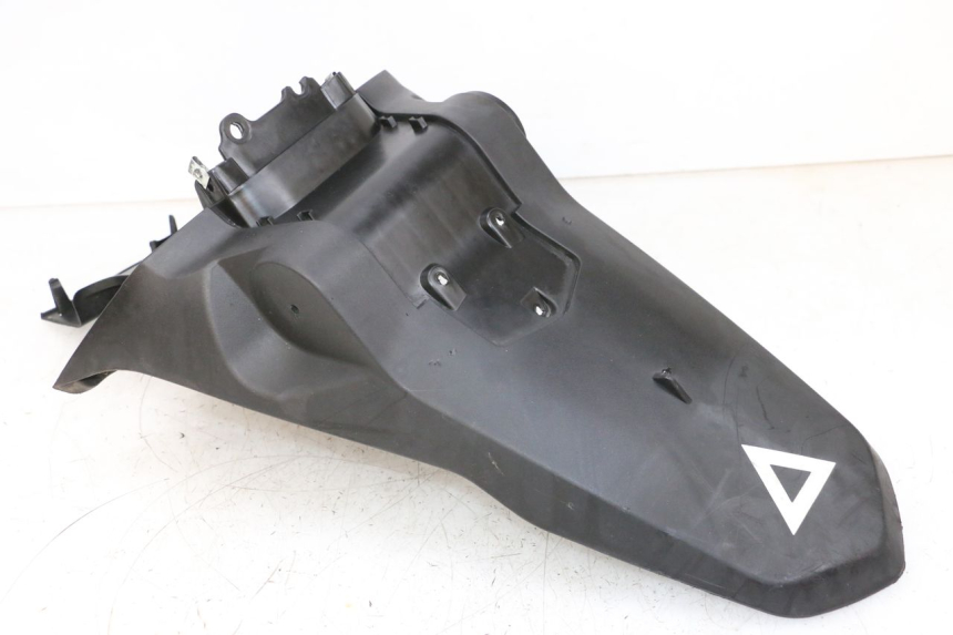 photo de HINTERER KOTFLüGEL JM MOTORS SANTANA 50 (2014 - 2023) - Details der Befestigungspunkte