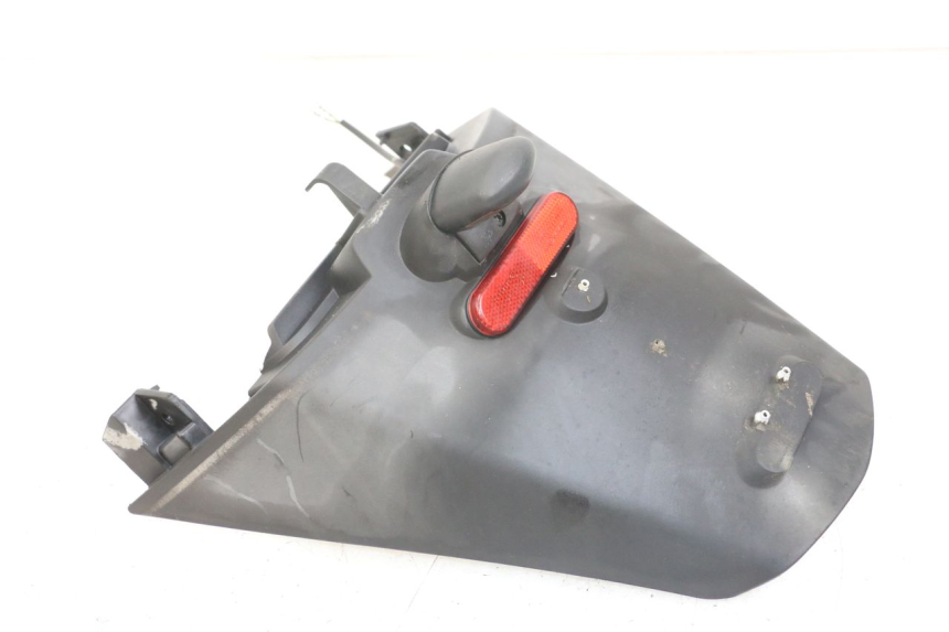 photo de HINTERER KOTFLüGEL PEUGEOT SATELIS 125 (2006 - 2009) - Technische Nahaufnahme