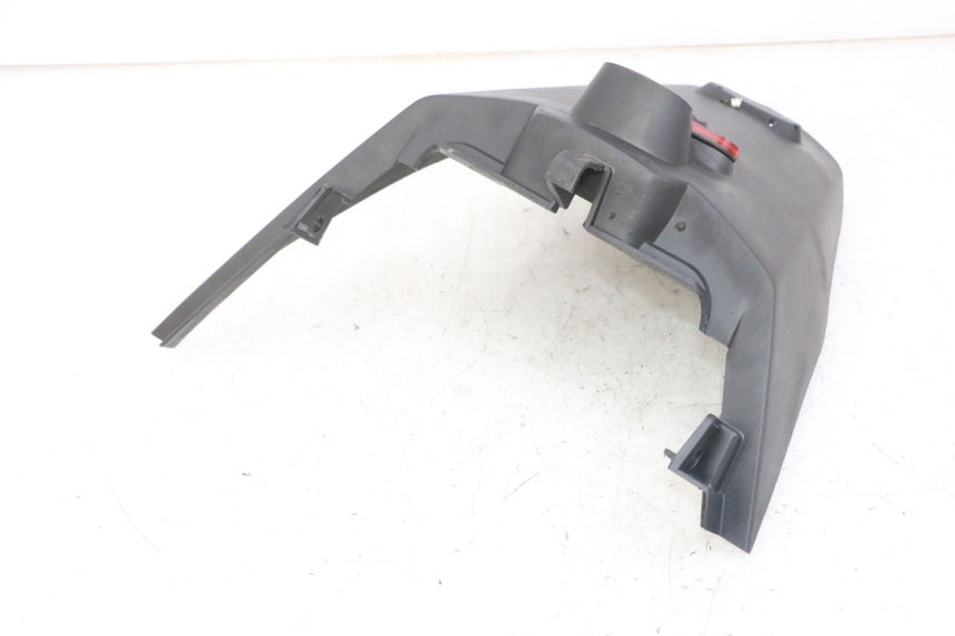 photo de SPRITZSCHUTZ PEUGEOT SATELIS 125 (2013 - 2018) - Zoom auf Gebrauchszustand