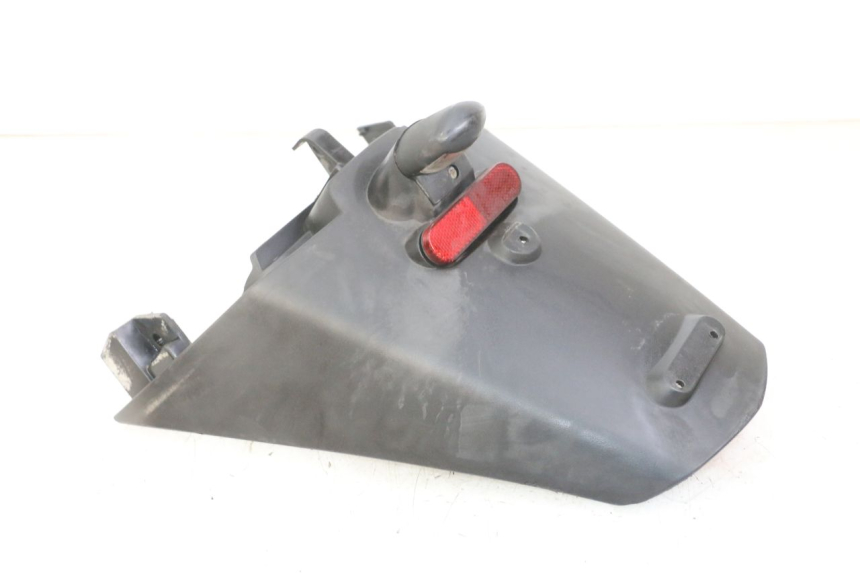 photo de SPRITZSCHUTZ PEUGEOT SATELIS 125 (2013 - 2018) - Technische Nahaufnahme