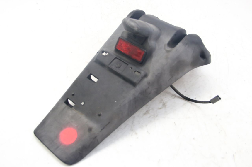 photo de HINTERER KOTFLüGEL MBK SKYLINER 125 (1998 - 2001) - Detailansicht des Bauteils