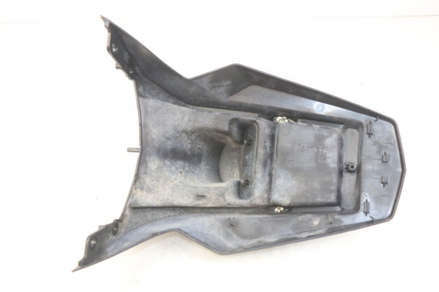 photo de HINTERER KOTFLüGEL PEUGEOT SPEEDFIGHT 3 AIR 50 (2009 - 2015) - Detailansicht des Bauteils