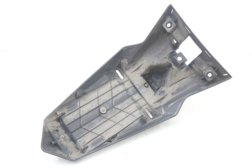 photo de SPRITZSCHUTZ KYMCO SUPER 8 125 (2008 - 2015) - Details der Befestigungspunkte