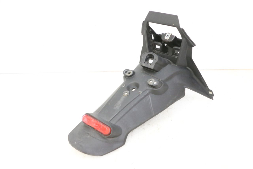 photo de HINTERER KOTFLüGEL APRILIA SXR 50 (2021 - 2023) - Details der Befestigungspunkte