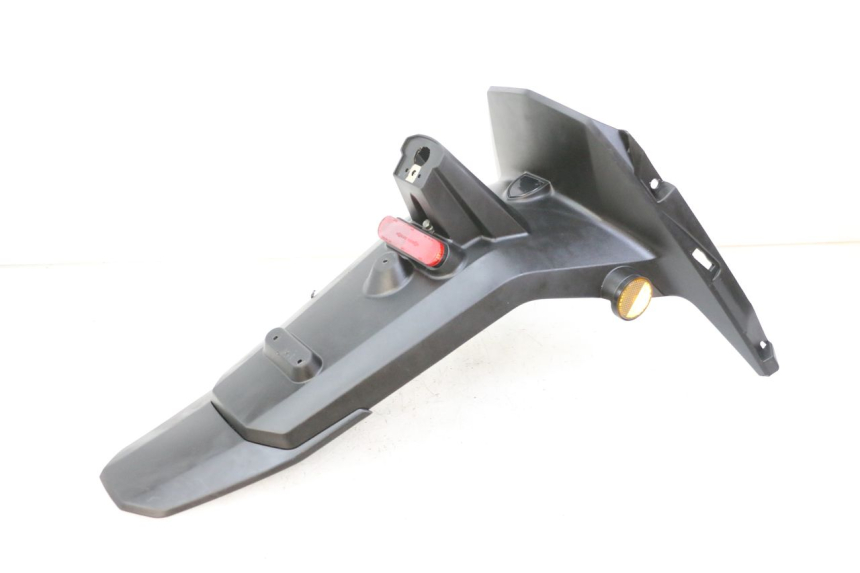 photo de SPRITZSCHUTZ PEUGEOT TWEET 4T 50 (2023 - 2025) - Technische Nahaufnahme